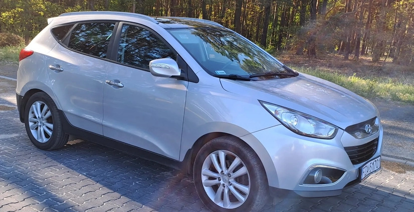 Hyundai ix35 cena 31400 przebieg: 363700, rok produkcji 2010 z Lubsko małe 379